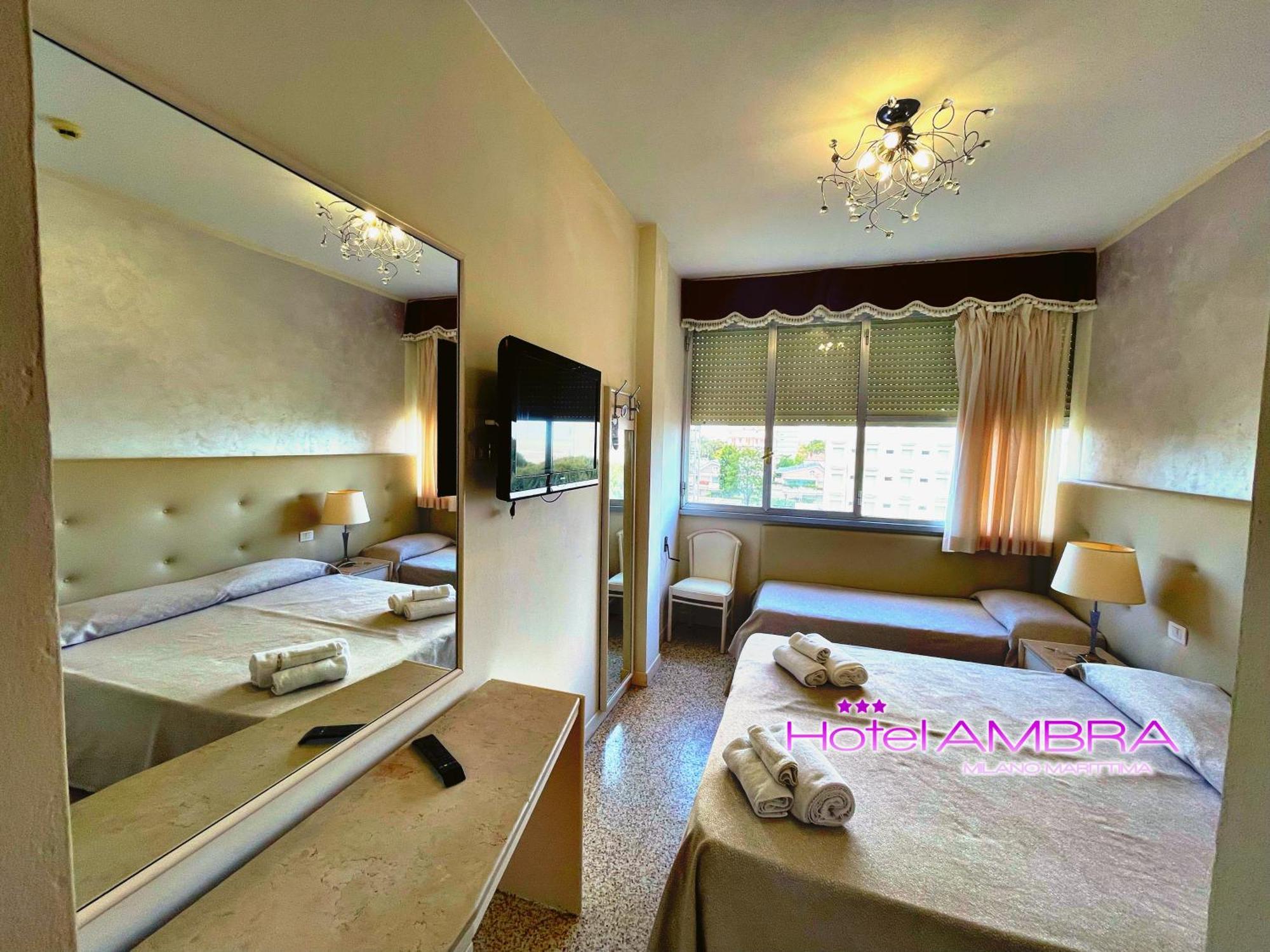 Hotel Ambra Milano Marittima Exterior foto