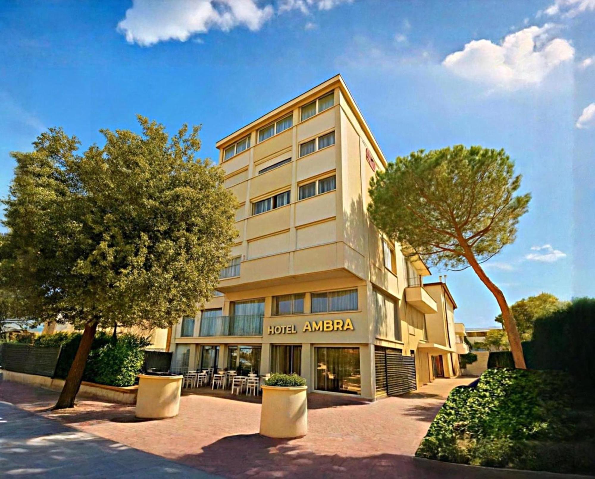 Hotel Ambra Milano Marittima Exterior foto